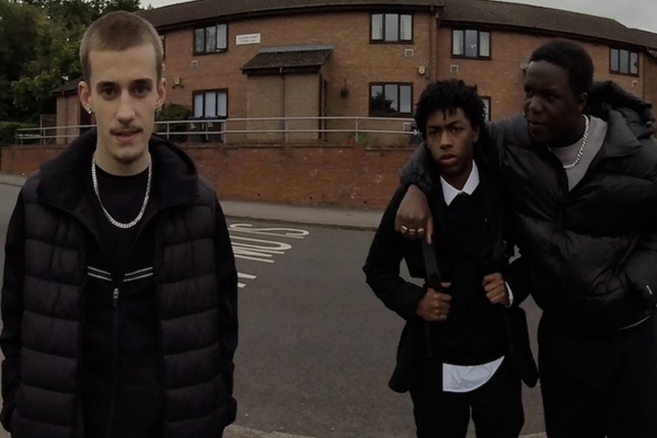 Still from the 2D film Bus Stop – What You Got